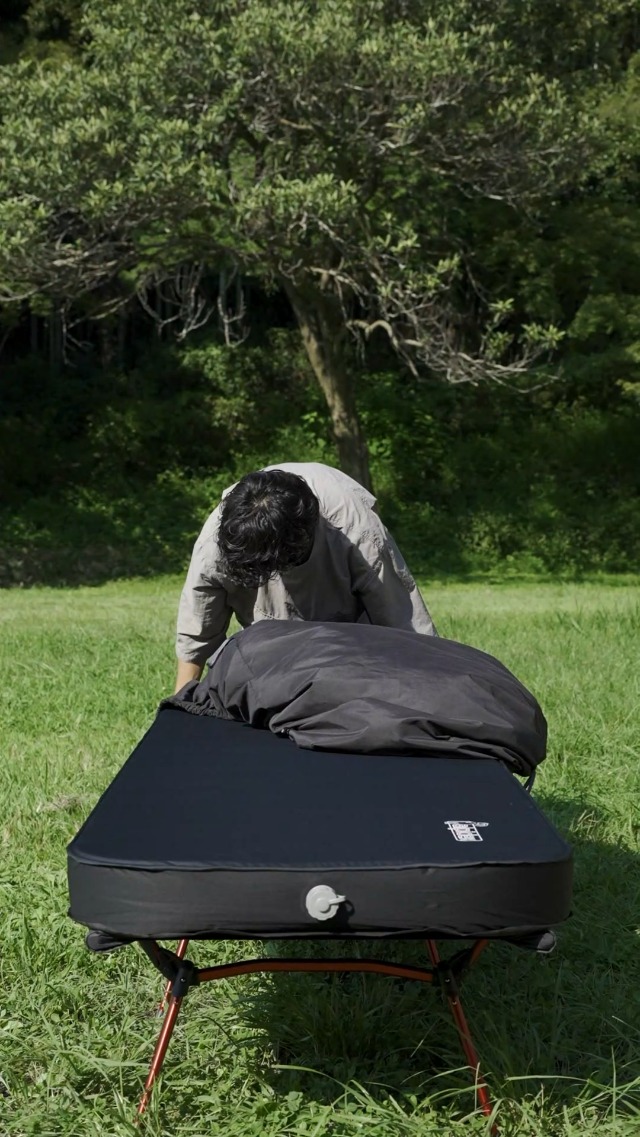 Amazon | ALPIDEX インフレーターマット キャンプ エアー マット